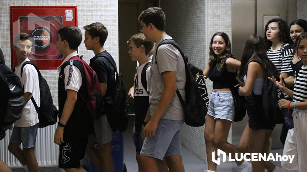 GALERÍA: Casi 4.000 alumnos comienzan un curso escolar sin protocolos COVID en los institutos de Secundaria y Bachillerato de Lucena