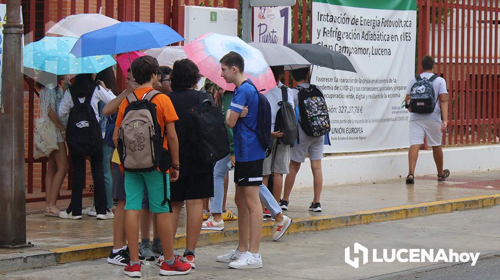 GALERÍA: Casi 4.000 alumnos comienzan un curso escolar sin protocolos COVID en los institutos de Secundaria y Bachillerato de Lucena