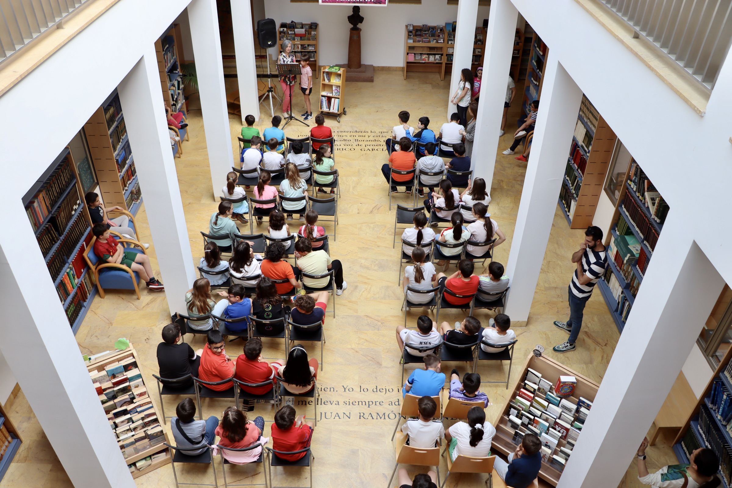 Maratón de lectura en la Biblioteca