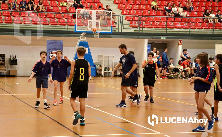 GALERÍA: El Pabellón Cubierto acogió el II Torneo de Baloncesto 'Corazón de Andalucía', con la presencia de 22 equipos del sur de la provincia