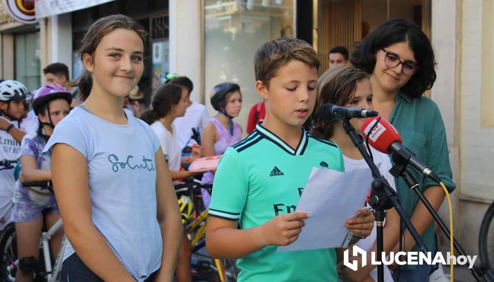 GALERÍA: Unos 150 escolares conmemoran con una marcha urbana en bicicleta el Día Mundial sin Coche en Lucena