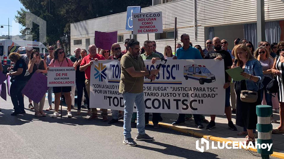  Concentración del colectivo en el Hospital de Cabra 