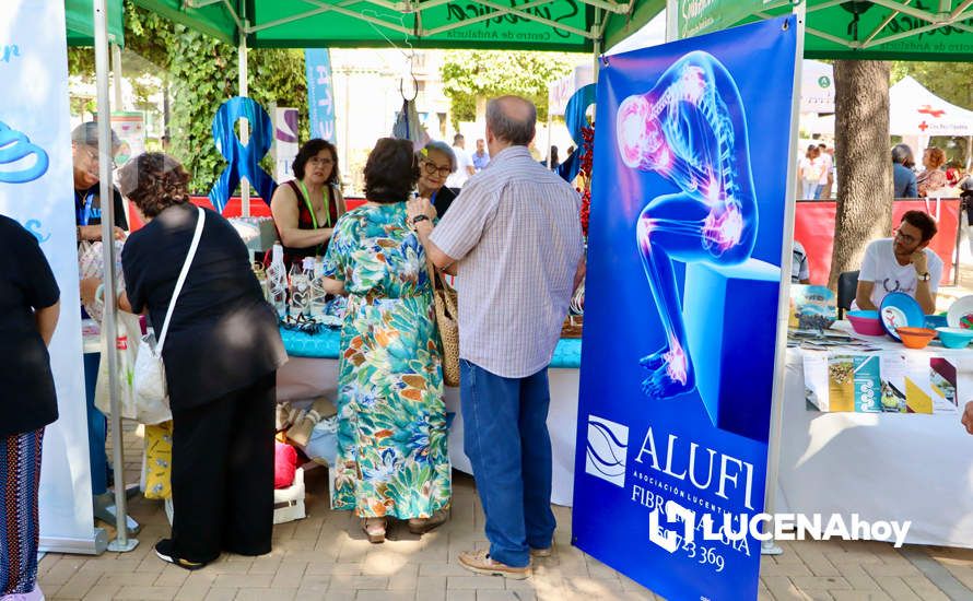 GALERÍA: Asociaciones y empresas sanitarias muestran sus productos y servicios en ExpoSalud Lucena, que ha abierto sus puertas este viernes