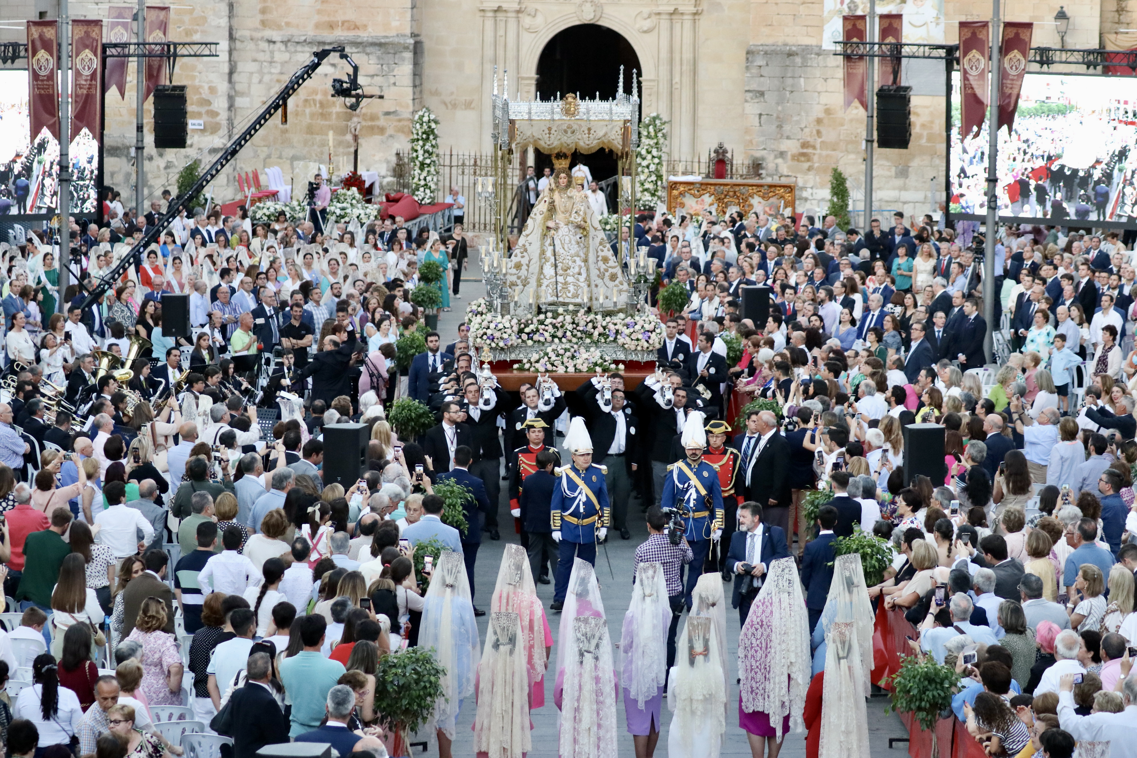 75 Aniv   Procesión Extraordinaria 29 Abril 23