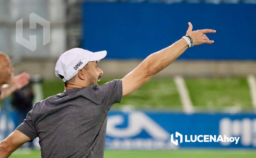 GALERÍA: El Ciudad de Lucena suma su primera victoria en el descuento frente al Xerez CD (2-1): Las fotos del partido GALERÍA: El Ciudad de Lucena suma su primera victoria en el descuento frente al Xerez CD (2-1): Las fotos del partido
