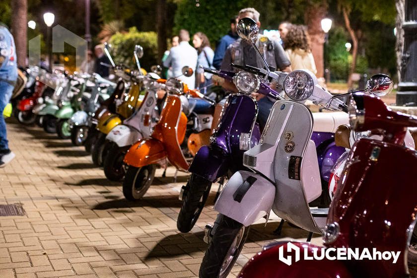 GALERÍA 1: Lucena vuelve a convertirse en el paraíso de los "vesperos" gracias a la XI Ruta Subbética en Vespa: Las fotos de la fiesta de bienvenida y la salida