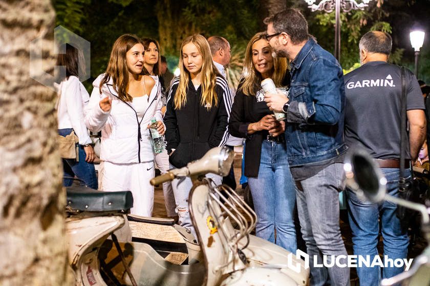 GALERÍA 1: Lucena vuelve a convertirse en el paraíso de los "vesperos" gracias a la XI Ruta Subbética en Vespa: Las fotos de la fiesta de bienvenida y la salida