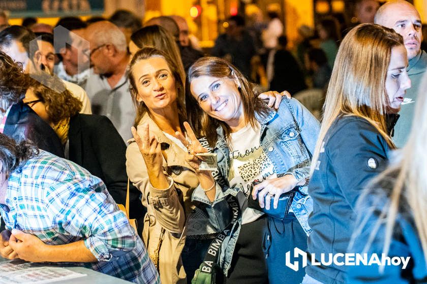 GALERÍA 1: Lucena vuelve a convertirse en el paraíso de los "vesperos" gracias a la XI Ruta Subbética en Vespa: Las fotos de la fiesta de bienvenida y la salida