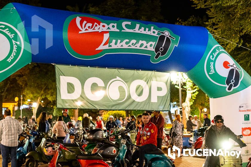 GALERÍA 1: Lucena vuelve a convertirse en el paraíso de los "vesperos" gracias a la XI Ruta Subbética en Vespa: Las fotos de la fiesta de bienvenida y la salida