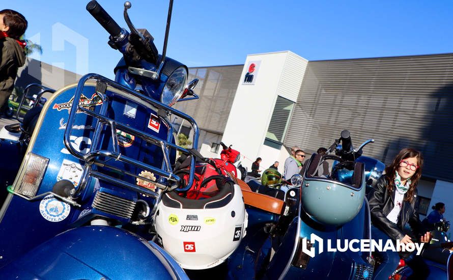 GALERÍA 1: Lucena vuelve a convertirse en el paraíso de los "vesperos" gracias a la XI Ruta Subbética en Vespa: Las fotos de la fiesta de bienvenida y la salida