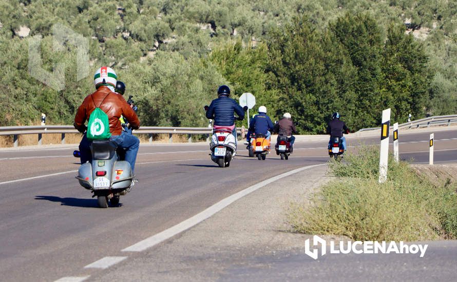 GALERÍA 1: Lucena vuelve a convertirse en el paraíso de los "vesperos" gracias a la XI Ruta Subbética en Vespa: Las fotos de la fiesta de bienvenida y la salida