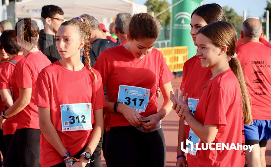 GALERÍA 1: "CORRER CON CORAZÓN": Las fotos de la carrera solidaria organizada por 'Voluntarias Activas por la Salud': La salida