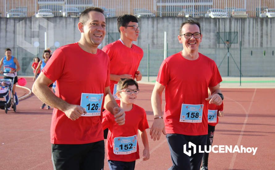 GALERÍA 1: "CORRER CON CORAZÓN": Las fotos de la carrera solidaria organizada por 'Voluntarias Activas por la Salud': La salida