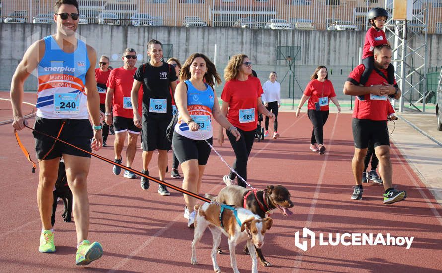 GALERÍA 1: "CORRER CON CORAZÓN": Las fotos de la carrera solidaria organizada por 'Voluntarias Activas por la Salud': La salida