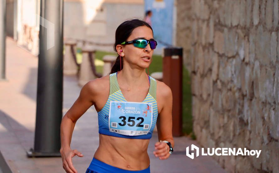 GALERÍA 2: "CORRER CON CORAZÓN": Las fotos del paso por el centro y línea de meta