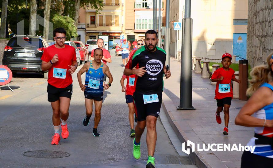 GALERÍA 2: "CORRER CON CORAZÓN": Las fotos del paso por el centro y línea de meta