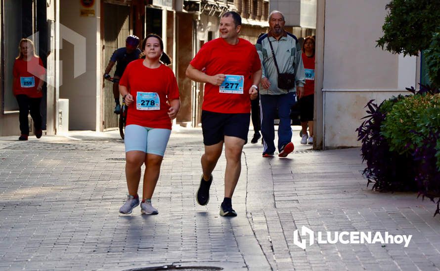 GALERÍA 2: "CORRER CON CORAZÓN": Las fotos del paso por el centro y línea de meta