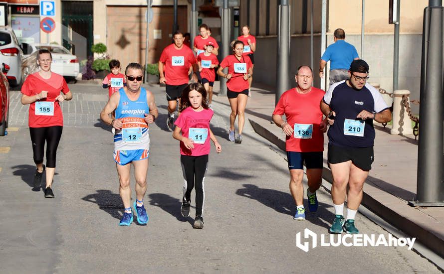 GALERÍA 2: "CORRER CON CORAZÓN": Las fotos del paso por el centro y línea de meta