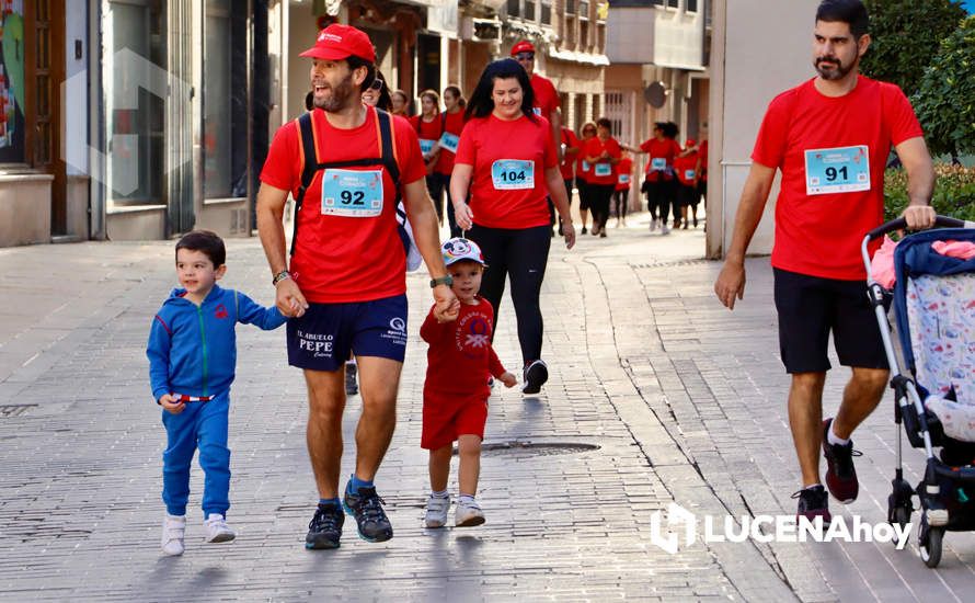 GALERÍA 2: "CORRER CON CORAZÓN": Las fotos del paso por el centro y línea de meta