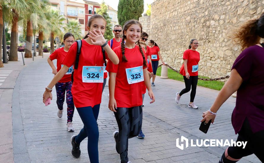 GALERÍA 2: "CORRER CON CORAZÓN": Las fotos del paso por el centro y línea de meta