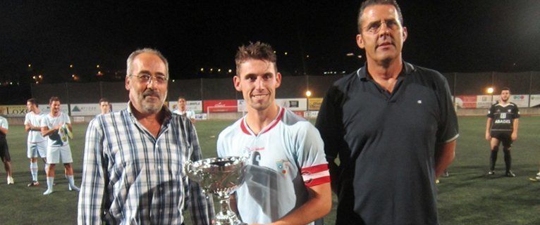  El Lucena logra el Trofeo Ciudad de Loja en los penaltis (fotos) 