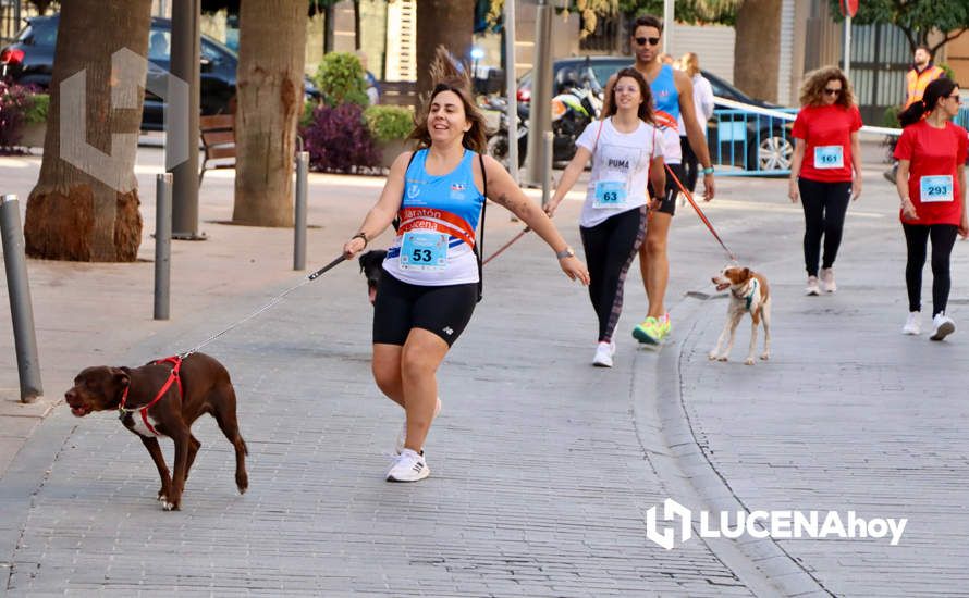 GALERÍA 2: "CORRER CON CORAZÓN": Las fotos del paso por el centro y línea de meta