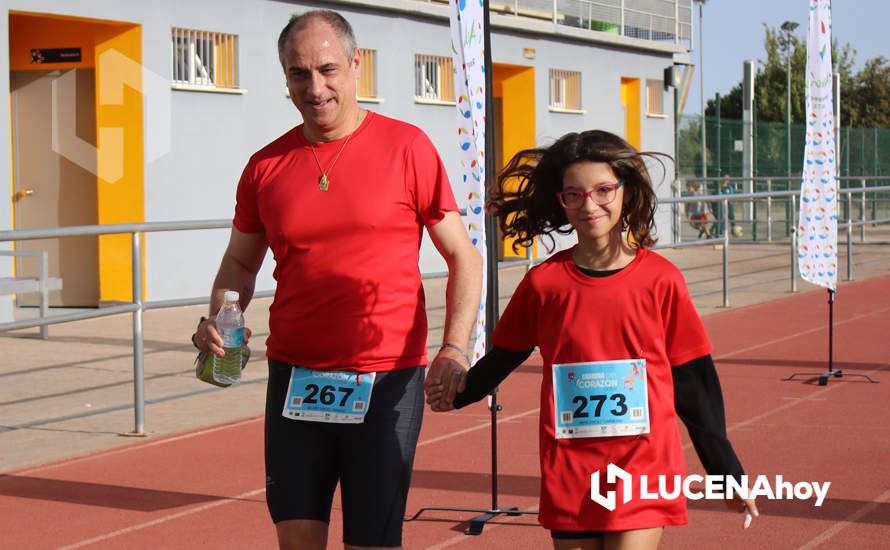 GALERÍA 2: "CORRER CON CORAZÓN": Las fotos del paso por el centro y línea de meta