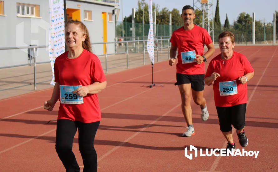 GALERÍA 2: "CORRER CON CORAZÓN": Las fotos del paso por el centro y línea de meta