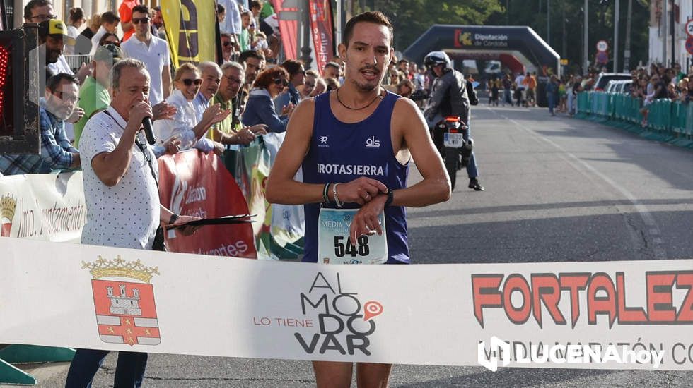  Antonio Montero se ha proclamado hoy ganador de la Media Maratón Córdoba-Almodóvar 