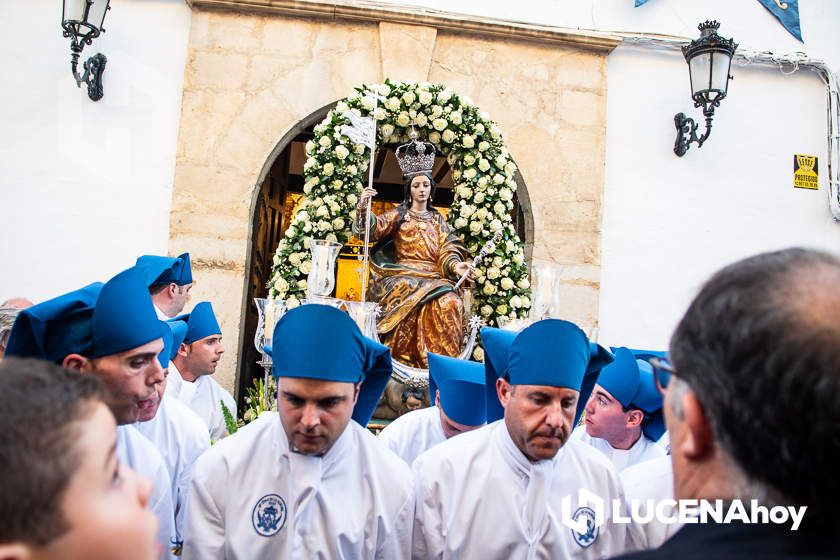 GALERÍA: Devoción y tradición: la procesión de la Virgen de la Aurora por las calles de su barrio