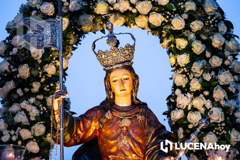 GALERÍA: Devoción y tradición: la procesión de la Virgen de la Aurora por las calles de su barrio