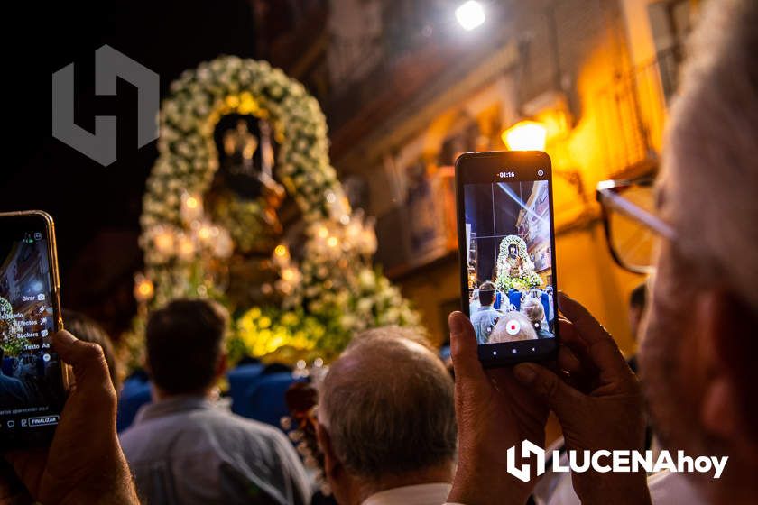 GALERÍA: Devoción y tradición: la procesión de la Virgen de la Aurora por las calles de su barrio