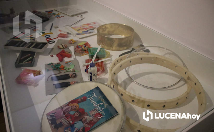 GALERÍA: Gran acogida en la presentación del libro ?La Familia Tambórez' de Jesús Alonso Arroyo y la exposición de sus ilustraciones GALERÍA: Gran acogida en la presentación del libro ?La Familia Tambórez' de Jesús Alonso Arroyo y la exposición de sus ilustraciones