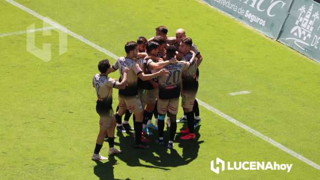 Celebración en uno de los goles del CD Ciudad de Lucena