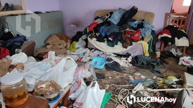 Una de las habitaciones del inmueble desalojado en la calle Huertas