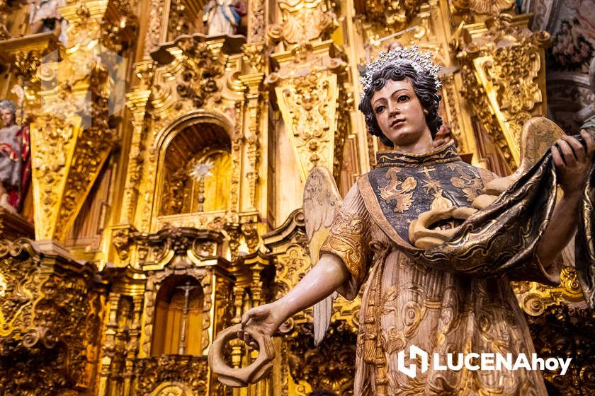 GALERÍA: La iglesia de San Juan Bautista acoge un año más la tradicional misa y reparto de las "rosquillas" de San Rafael GALERÍA: La iglesia de San Juan Bautista acoge un año más la tradicional misa y reparto de las "rosquillas" de San Rafael
