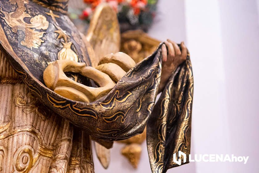 GALERÍA: La iglesia de San Juan Bautista acoge un año más la tradicional misa y reparto de las "rosquillas" de San Rafael GALERÍA: La iglesia de San Juan Bautista acoge un año más la tradicional misa y reparto de las "rosquillas" de San Rafael