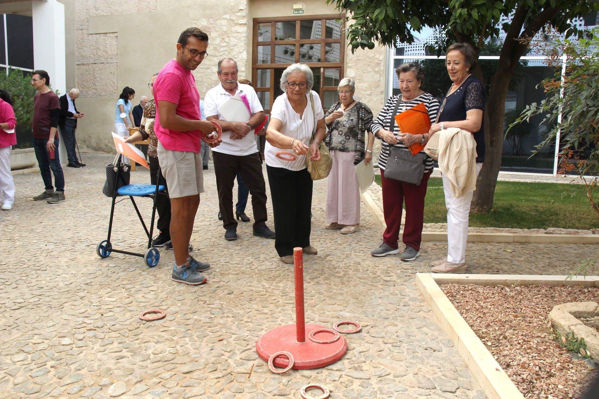 GALERÍA/VÍDEO: 80 mayores de Lucena y las pedanías de Jauja y Las Navas participan en el encuentro "Seguimos activos" GALERÍA/VÍDEO: 80 mayores de Lucena y las pedanías de Jauja y Las Navas participan en el encuentro "Seguimos activos"