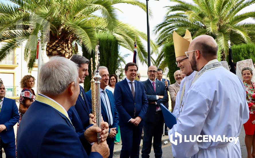 GALERÍA: El traslado del Simpecado y la Santa Misa Pontifical conmemoran el 50 Aniversario Fundacional de la Hermandad del Rocío de Lucena GALERÍA: El traslado del Simpecado y la Santa Misa Pontifical conmemoran el 50 Aniversario Fundacional de la Hermandad del Rocío de Lucena