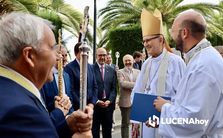 GALERÍA: El traslado del Simpecado y la Santa Misa Pontifical conmemoran el 50 Aniversario Fundacional de la Hermandad del Rocío de Lucena GALERÍA: El traslado del Simpecado y la Santa Misa Pontifical conmemoran el 50 Aniversario Fundacional de la Hermandad del Rocío de Lucena
