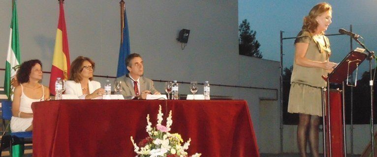  42 alumnos y 11 profesores son homenajeados en la inauguración del curso 2013-2014 (fotos) 