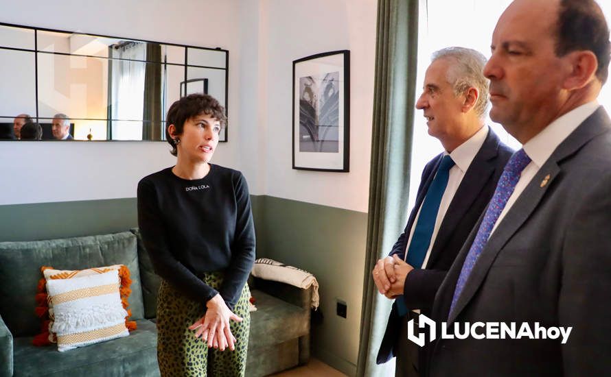 GALERÍA: El alojamiento-boutique Doña Lola, en pleno centro, aporta otras 22 plazas hoteleras a Lucena. Hoy se ha presentado en sociedad GALERÍA: El alojamiento-boutique Doña Lola, en pleno centro, aporta otras 22 plazas hoteleras a Lucena. Hoy se ha presentado en sociedad