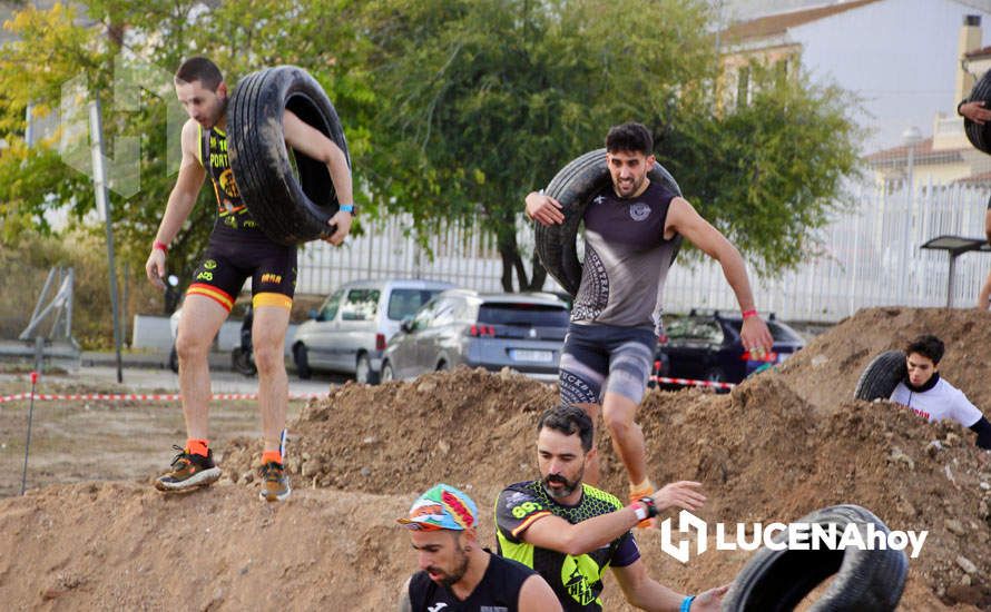 GALERÍA I: Más de 360 competidores de distintos puntos de España participan en la espectacular carrera de obstáculos "Huracán Race" de Lucena