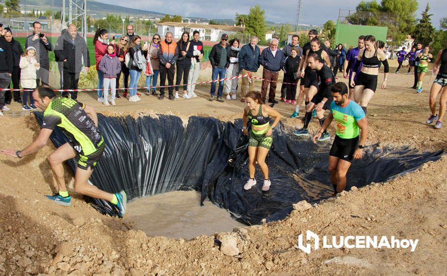 GALERÍA I: Más de 360 competidores de distintos puntos de España participan en la espectacular carrera de obstáculos "Huracán Race" de Lucena