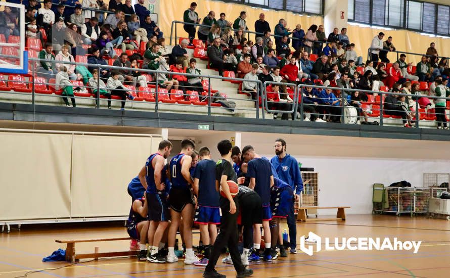 GALERÍA: Intensidad y emoción en la pista y en la grada en el primer derbi local senior entre el CB Al-Yussana y el CB Lucena (69-62)