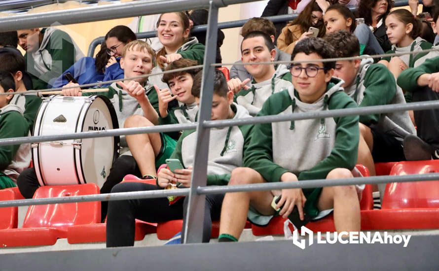 GALERÍA: Intensidad y emoción en la pista y en la grada en el primer derbi local senior entre el CB Al-Yussana y el CB Lucena (69-62) GALERÍA: Intensidad y emoción en la pista y en la grada en el primer derbi local senior entre el CB Al-Yussana y el CB Lucena (69-62)