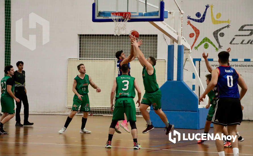 GALERÍA: Intensidad y emoción en la pista y en la grada en el primer derbi local senior entre el CB Al-Yussana y el CB Lucena (69-62)