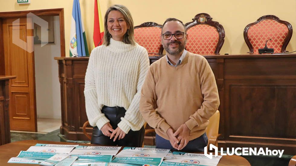  Carmen Gallardo y Juan de Dios Vallecillo durante la presentación de las actividades 