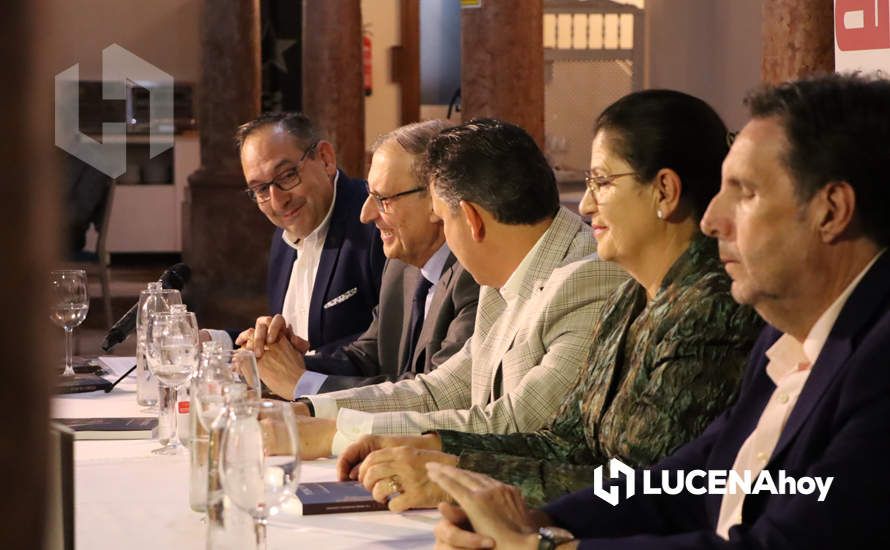 GALERÍA: Gestoría Aras publica el libro "Pedro Muñoz de Toro y el drama pasionista lucentino", del cronista oficial de Lucena, Luisfernando Palma Robles GALERÍA: Gestoría Aras publica el libro "Pedro Muñoz de Toro y el drama pasionista lucentino", del cronista oficial de Lucena, Luisfernando Palma Robles