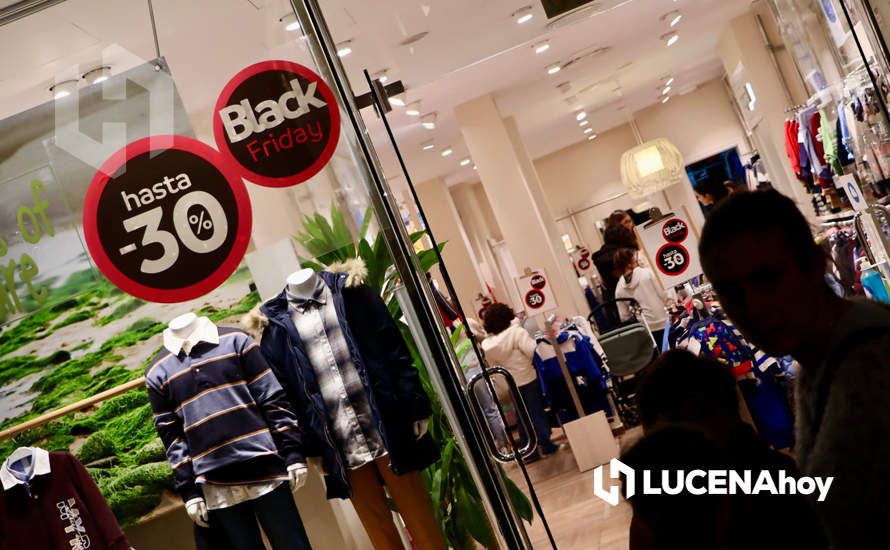 GALERÍA: La feria FEVEN abre sus puertas coincidiendo con un 'Black Friday' musical en las calles y plazas de Lucena GALERÍA: La feria FEVEN abre sus puertas coincidiendo con un 'Black Friday' musical en las calles y plazas de Lucena
